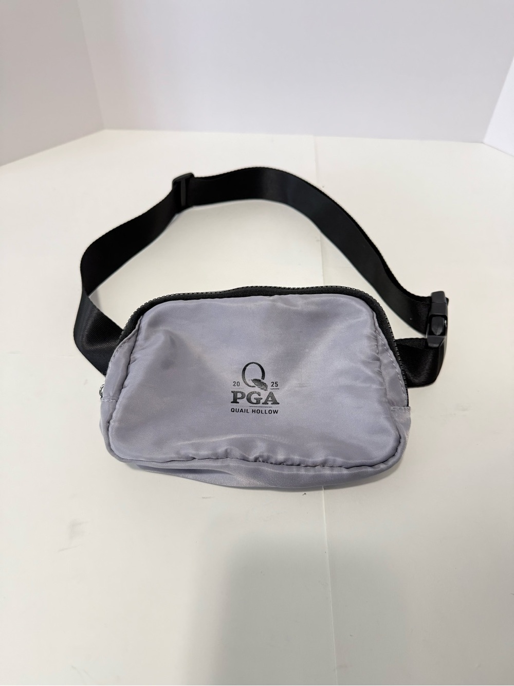 Gray PGA Qual Hollow 2025 Belt Bag with Adjustable Black Strap